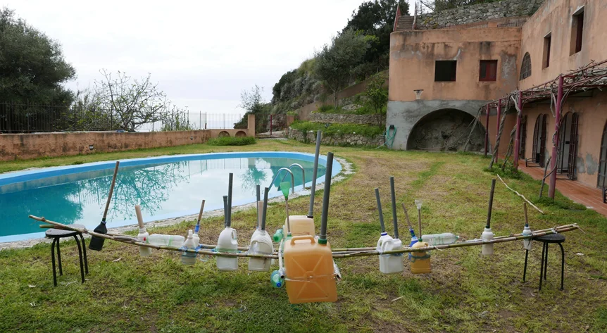 Italian Resedencie at Porticello in order to build a prototype of Plastic Souls